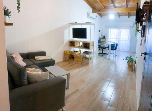 Comuna 9 Apartment | Dos ambientes con balcón en Liniers - 50M2