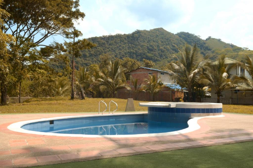 Utica Bed & Breakfast | Dos Quebradas TyG