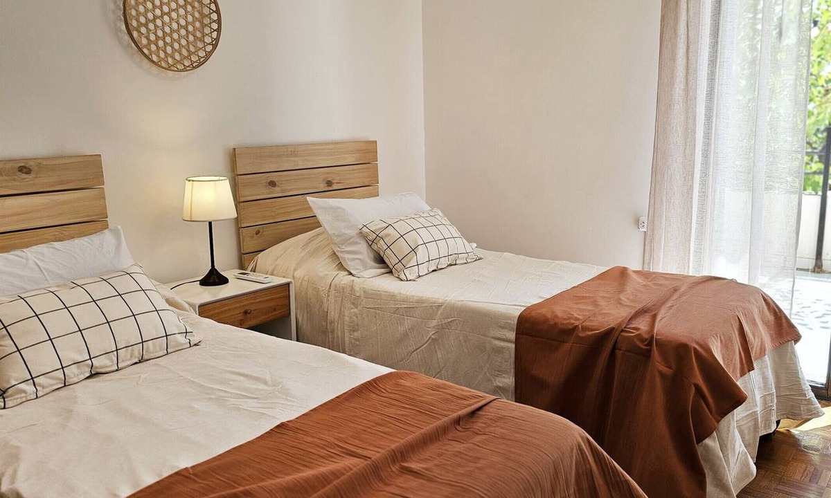 Historic Center Apartment | Dos terrazas para disfrutar al aire libre, cochera