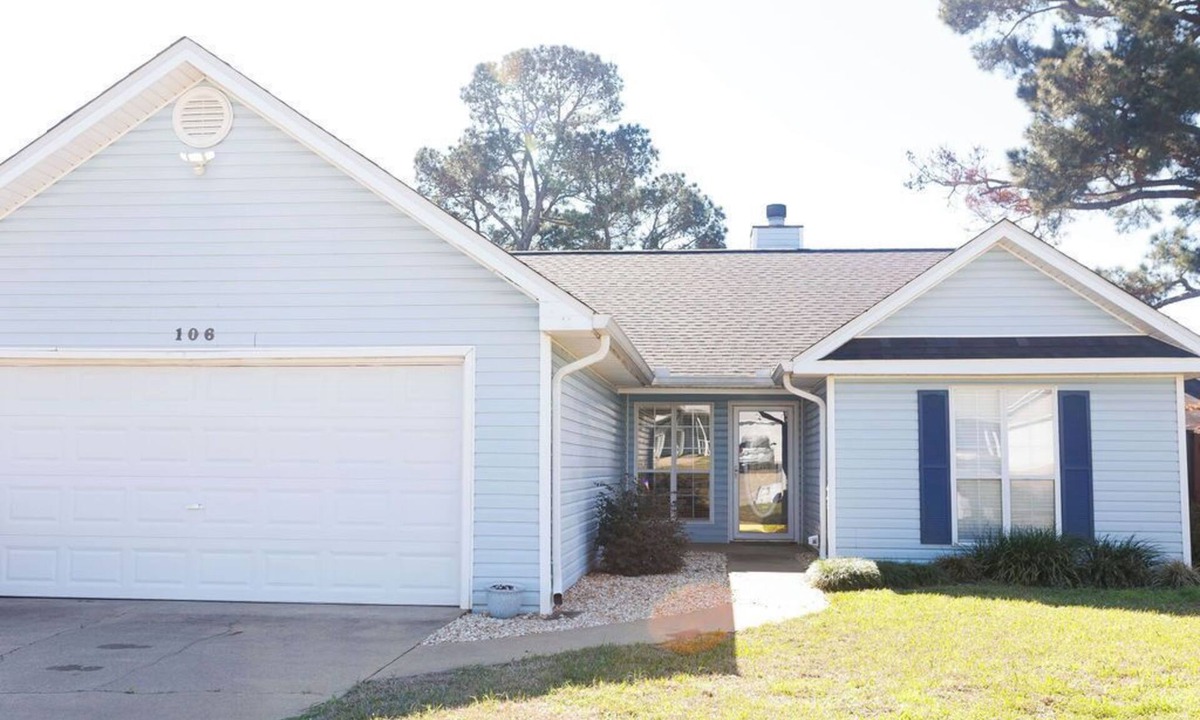 Dothan House | Dothan Westside Retreat