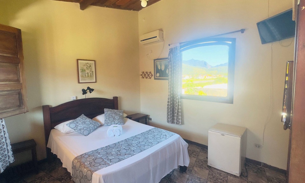 Ilha das Cobras Hotel | Double Suite in the Center of Paraty Close to the bus station and Historic Center