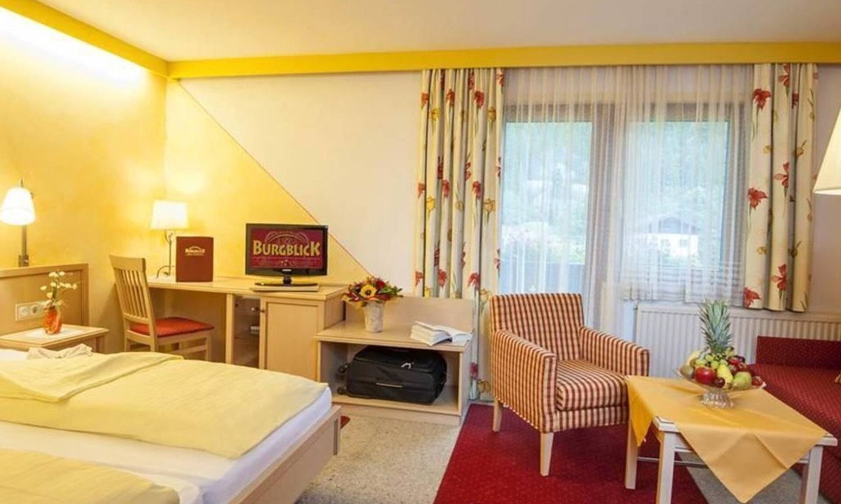 Dorfgastein House | Double- Multi-bed room Superior + - Castle view, Hotel-Restaurant
