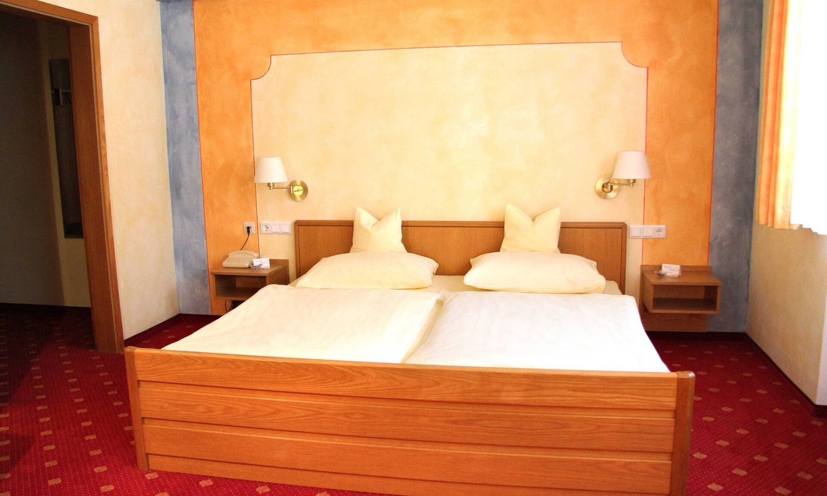 Bad Windsheim House | Double Room 1 - Hotel Garni Goldener Schwan