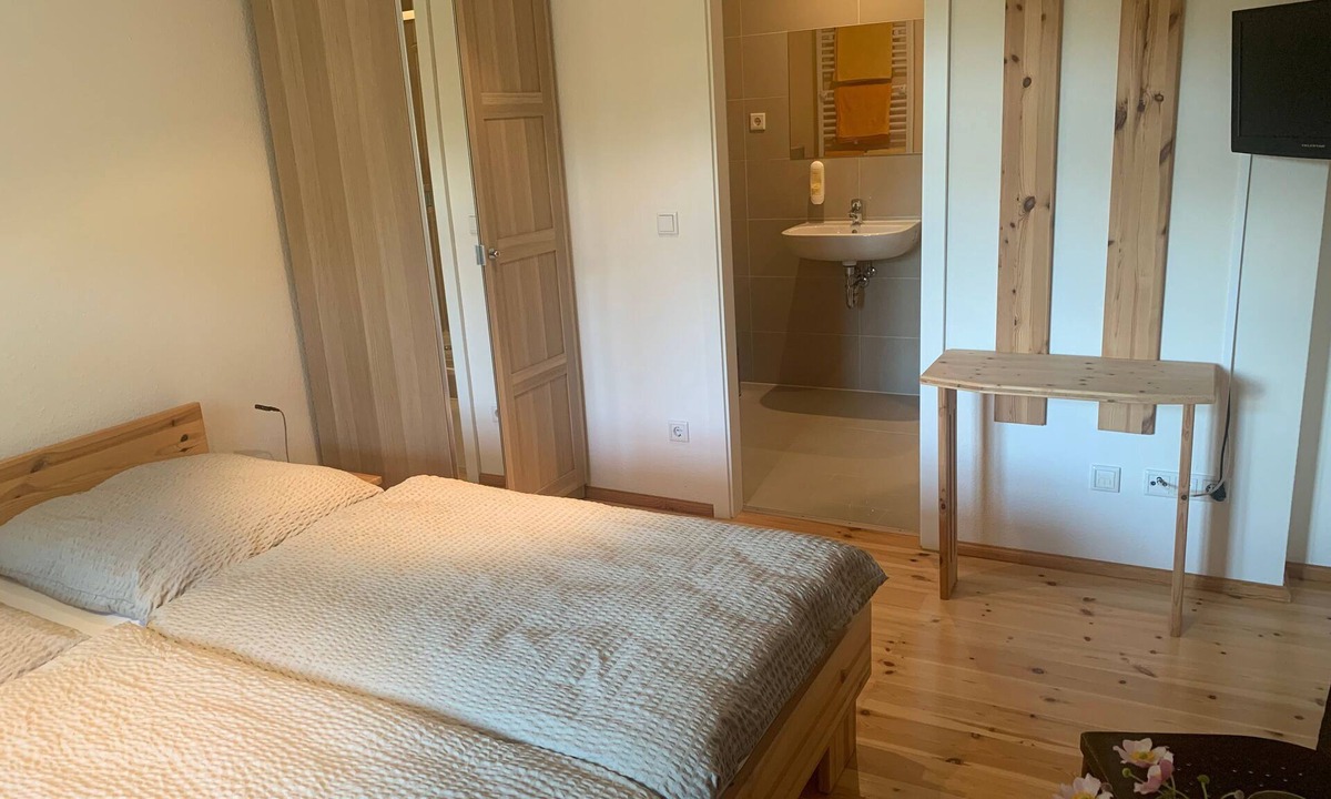 Biesnitz Bed & Breakfast | Double room 7 - Loensches Gut