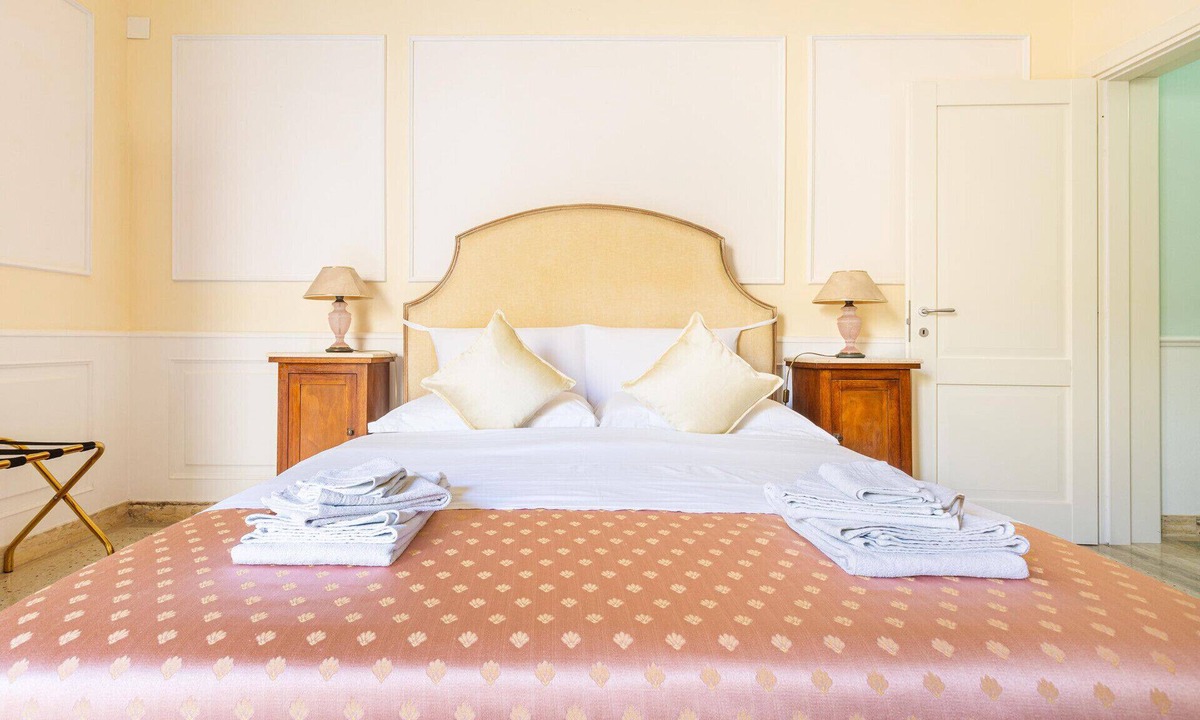 Lecce Bed & Breakfast | Double Room (Breakfast included) at Dimora Le Tre Muse Guesthouse
