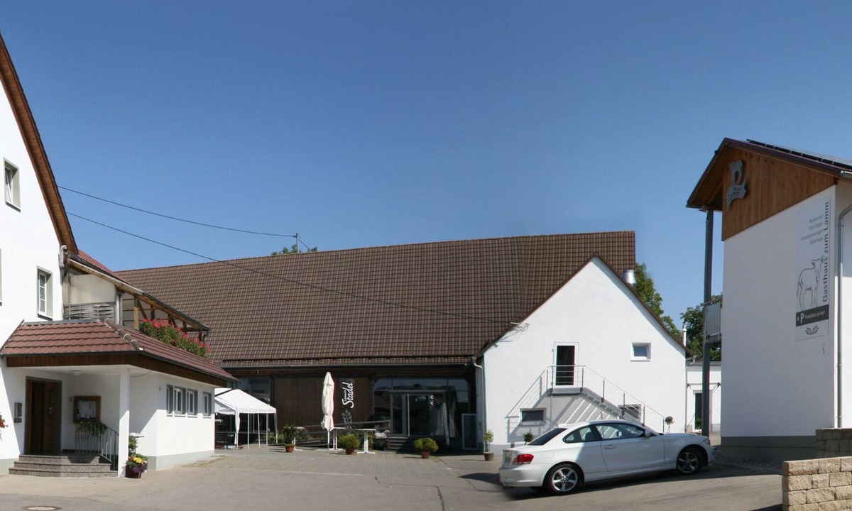 Asch Apartment | Double Room for 2 Guests with 21m² in Blaubeuren (73363)
