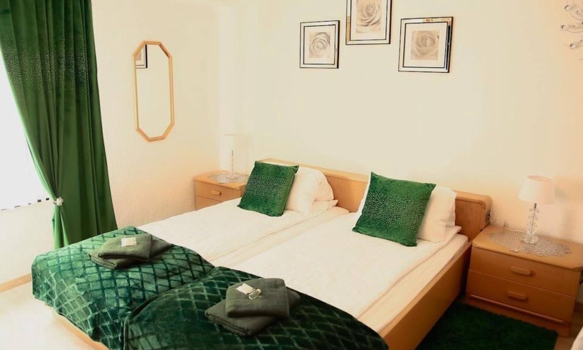 Bruchweiler House | Double room, shower, WC, non-smoking - Zum Burgkeller