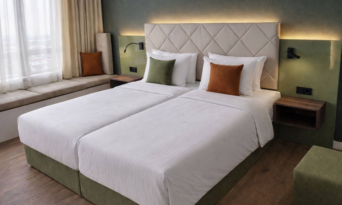 Cottbus House | Double room Standard 2 - Holiday Inn Hotel Cottbus