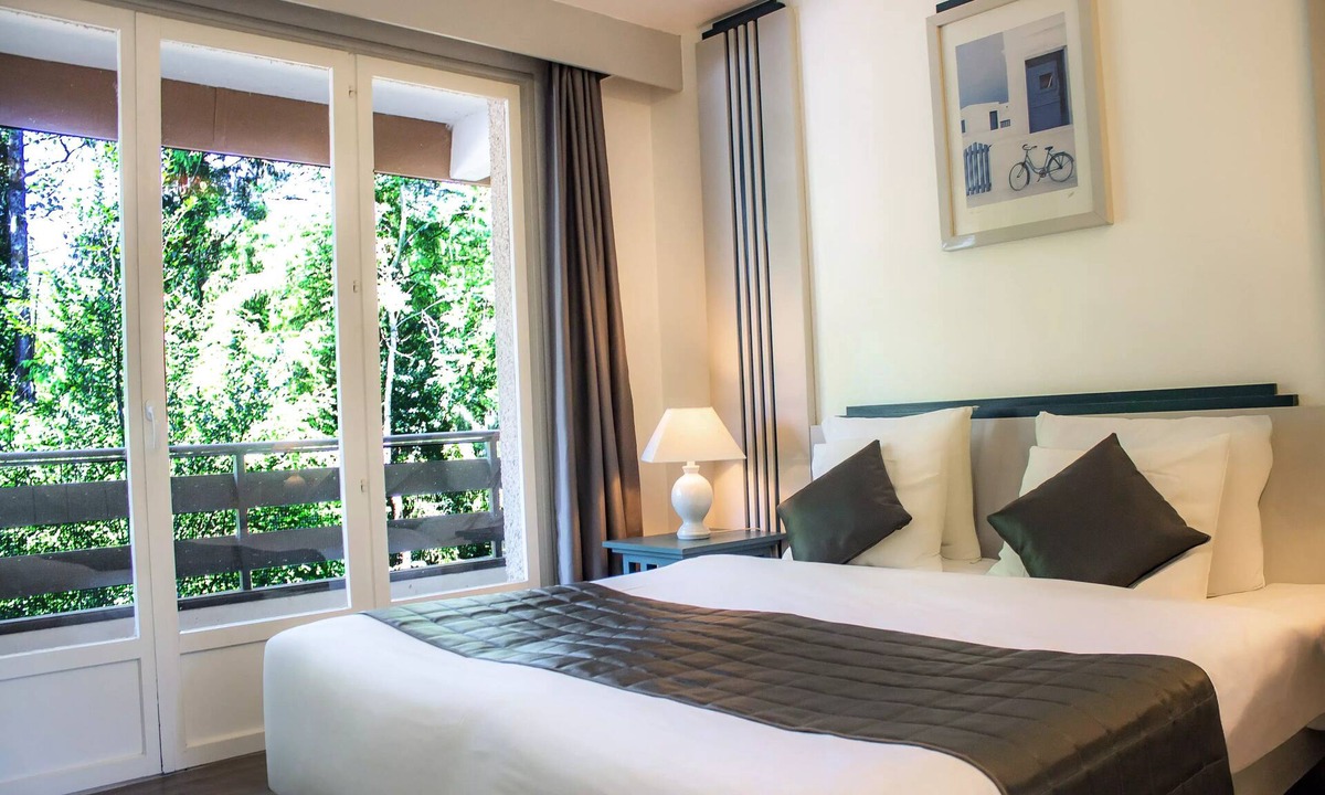 Capvern Hotel | Double Room with Breakfast