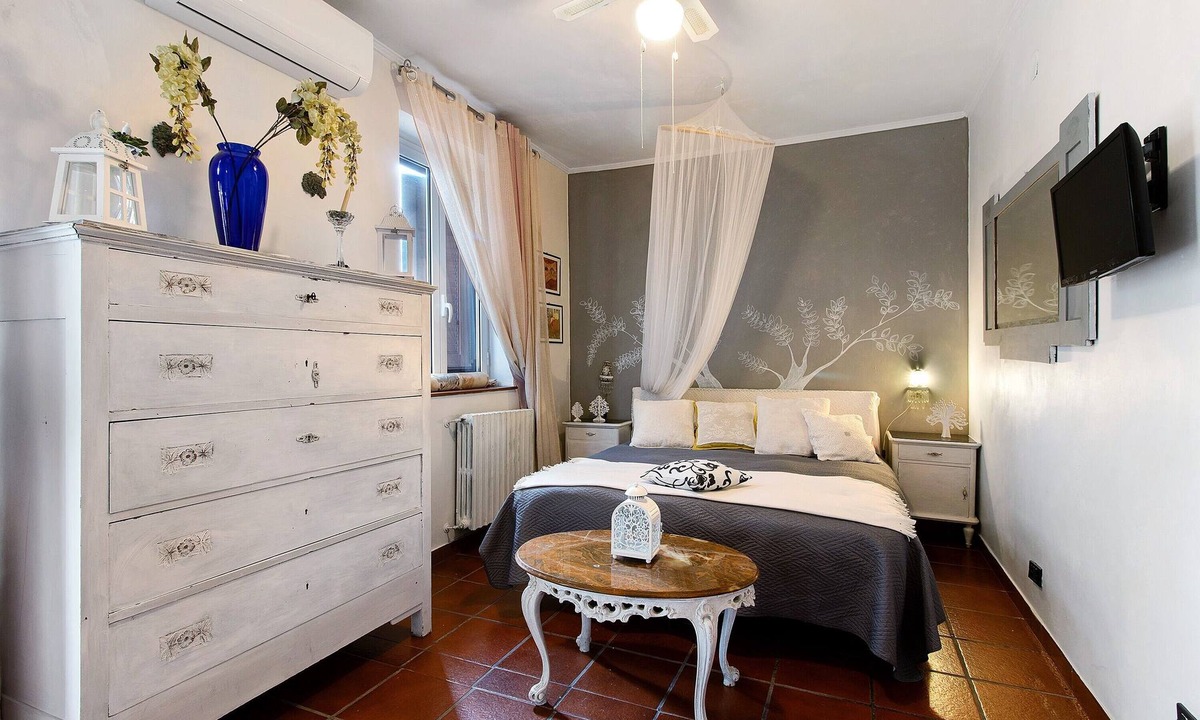 Montegrosso Apartment | Double Room with Wi-Fi and Air Conditioning in the Heart of Montegrosso