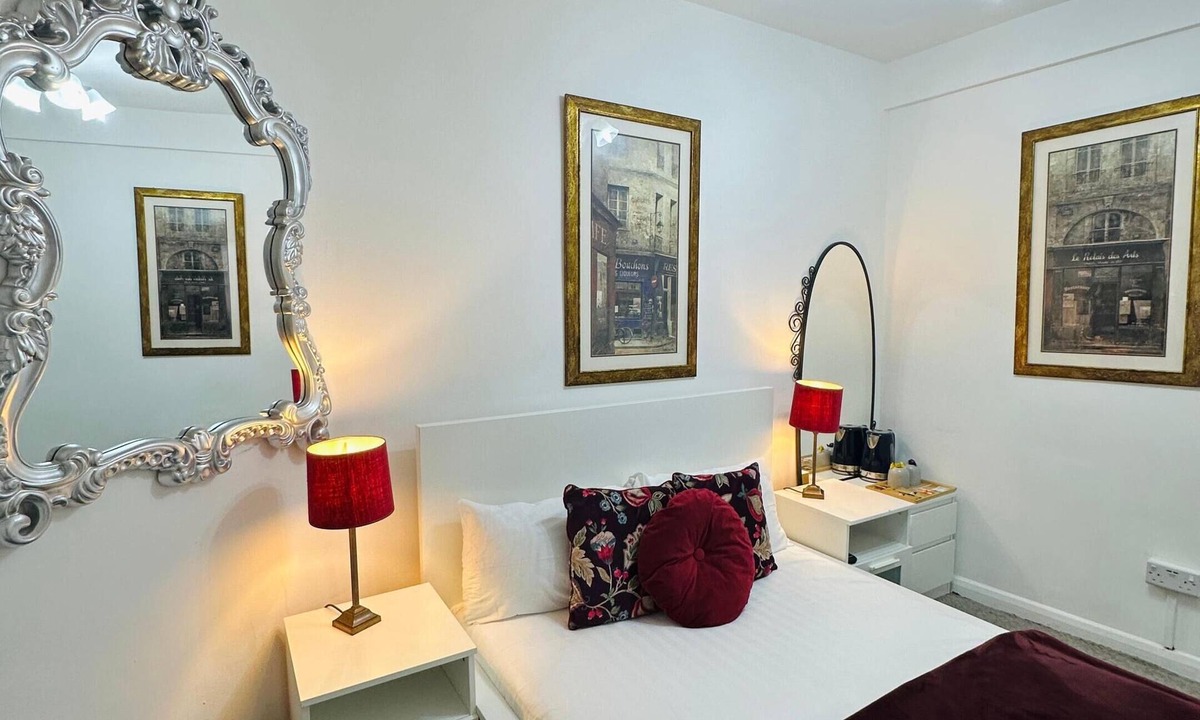 Old Street House | Double Shared Bathroom 1 Min to Old Street Station
