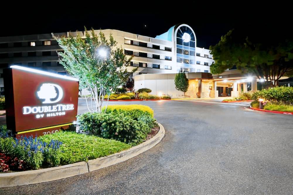 Pleasanton Hotel | DoubleTree by Hilton Pleasanton at The Club