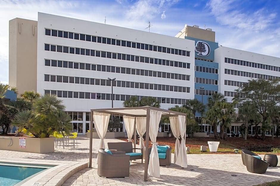Northside Hotel | DoubleTree by Hilton Hotel Jacksonville Airport
