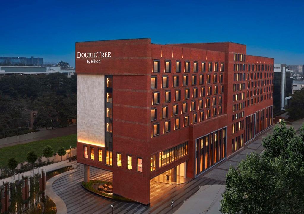 Brookefield Hotel | Doubletree By Hilton Bengaluru Whitefield