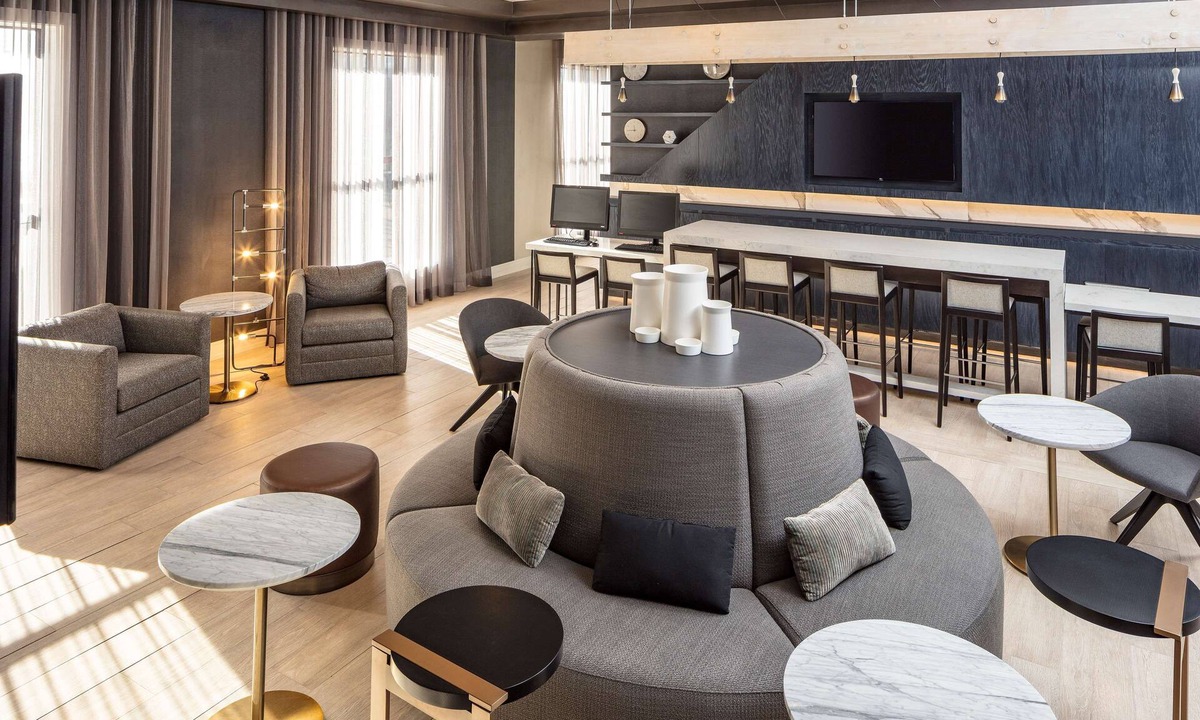 Chelsea Hotel | Doubletree By Hilton Boston Logan Airport Chelsea