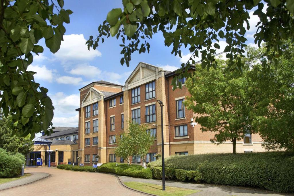 Gilmorton Hotel | DoubleTree by Hilton Coventry