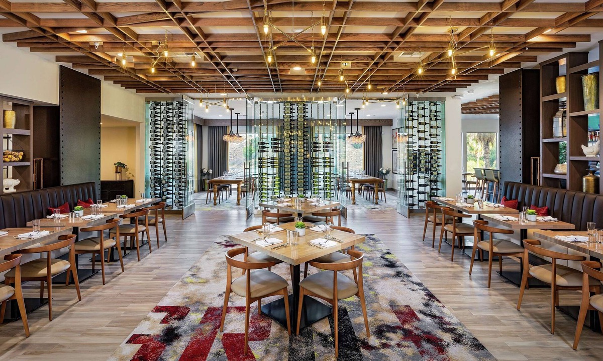 Pomona Hotel | DoubleTree by Hilton Pomona