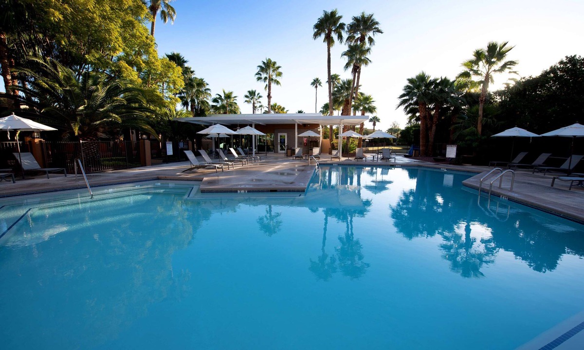 Tucson Hotel | DoubleTree by Hilton Tucson - Reid Park