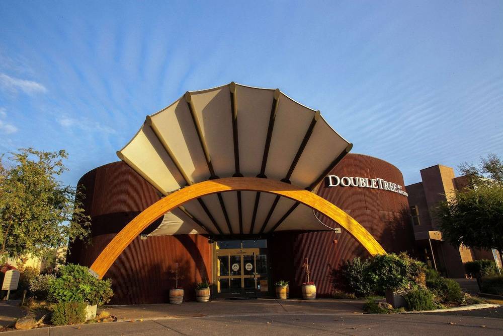 American Canyon Hotel | DoubleTree by Hilton Hotel & Spa Napa Valley American Canyon