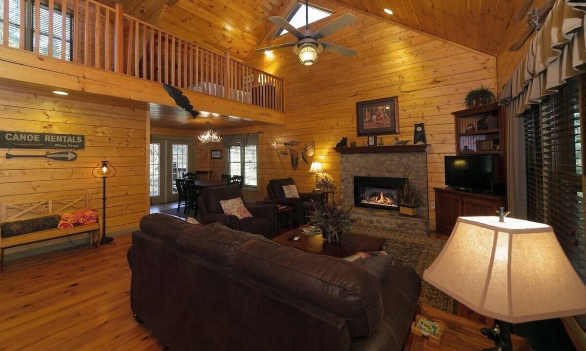 Sautee Nacoochee Cabin | Down By The River | Remote Riverfront Cabin