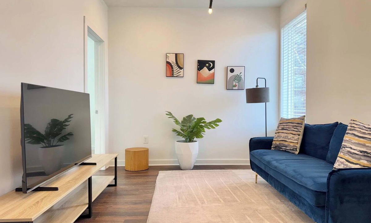 Old Fourth Ward Apartment | Downtown 1B1B Modern Apartment! Free Street Parking!