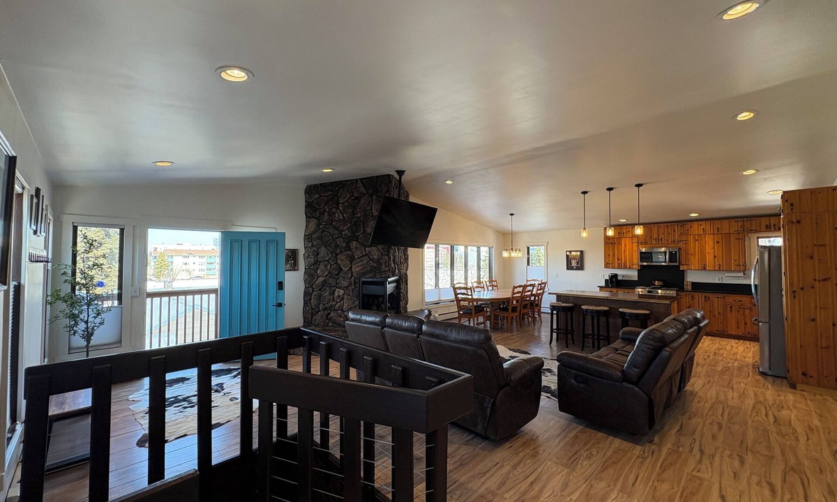 South Addition House | Downtown Anchorage, Newly Remodeled, Family-Friendly Home.