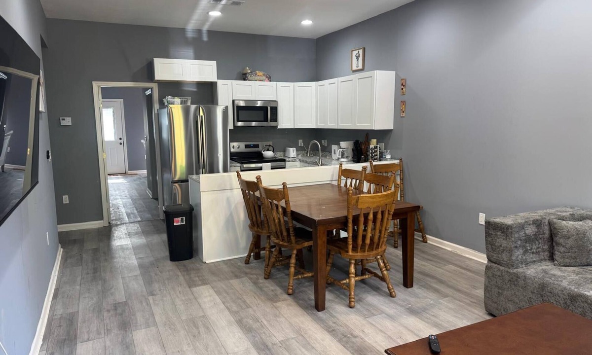 Mechanicsville House | Downtown Atlanta Home Near Mercedes-Benz Stadium