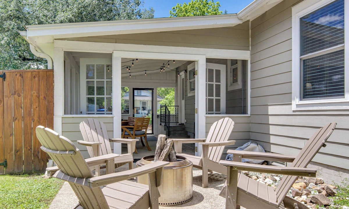 Brevard Cottage | Downtown Brevard Home: Walk to Bars & Breweries!