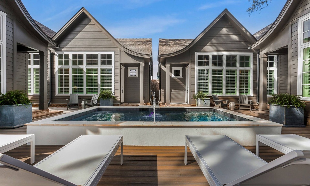 Fairhope Cottage | Downtown Cottage Hideaway Suite C