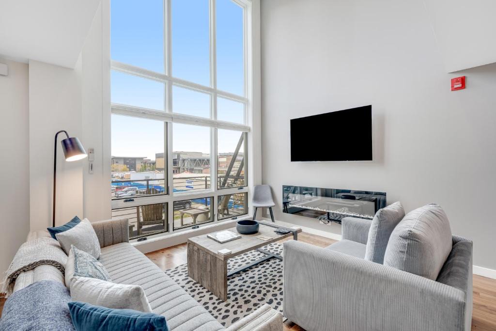 Jackson Apartment | Downtown Delight