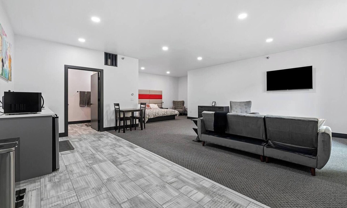Spearfish Apartment | Downtown Executive Apartment - Lutum
