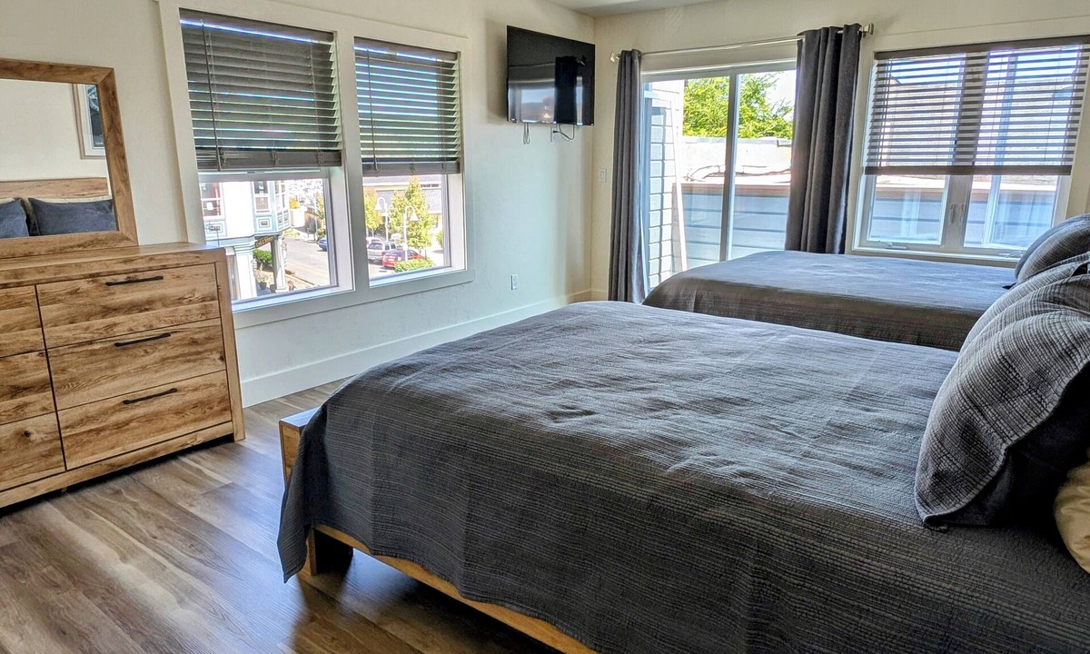Friday Harbor Apartment | Downtown Friday Harbor! Newly Built! HB