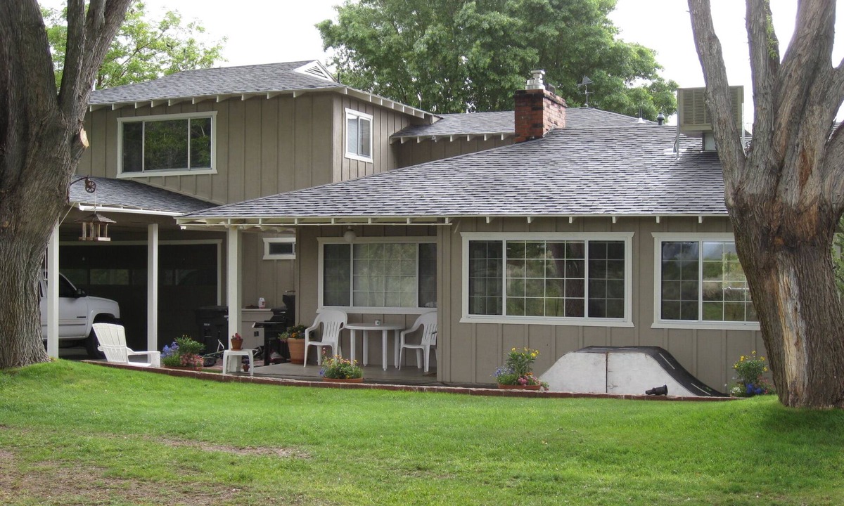 Bishop House | Downtown location with mountain views and rushing water