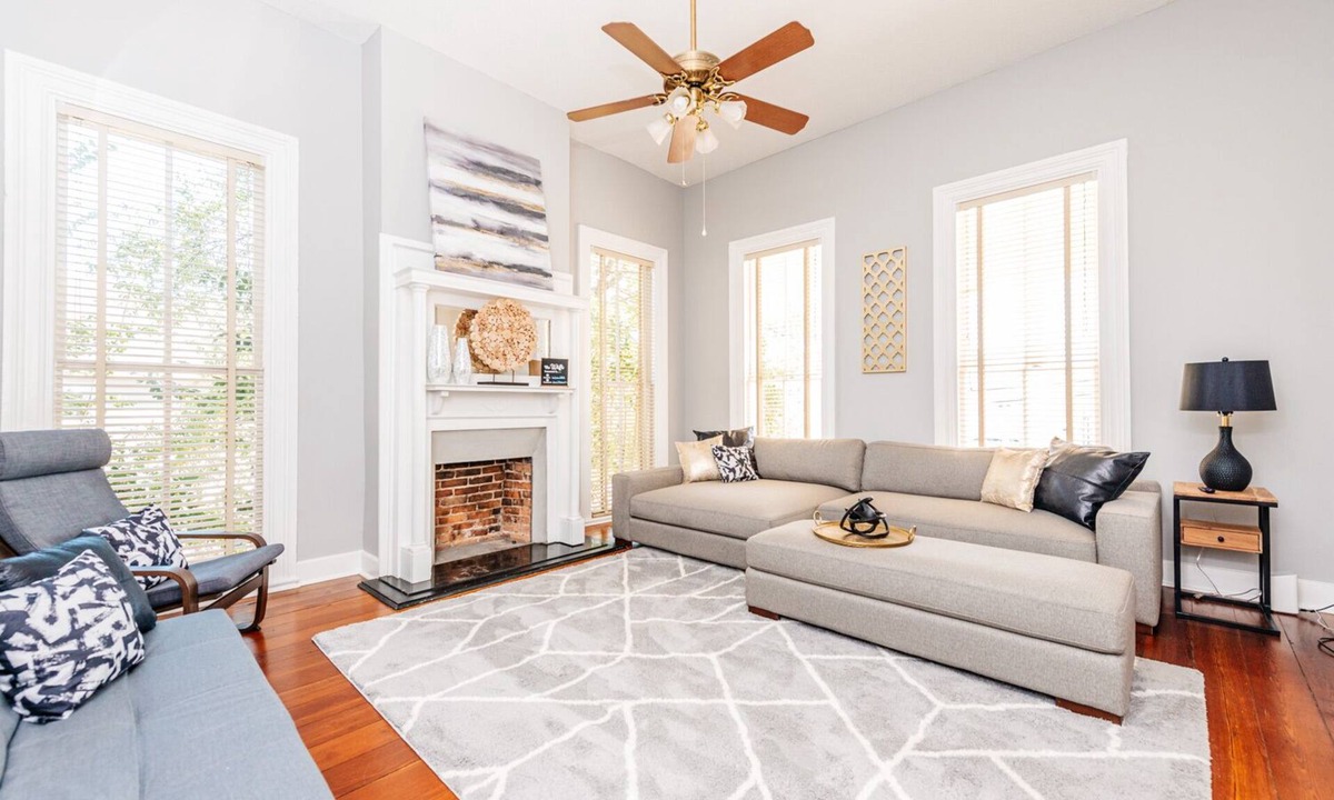 Macon House | Downtown Macon Duplex-Walk to Concerts, Food & Nightlife