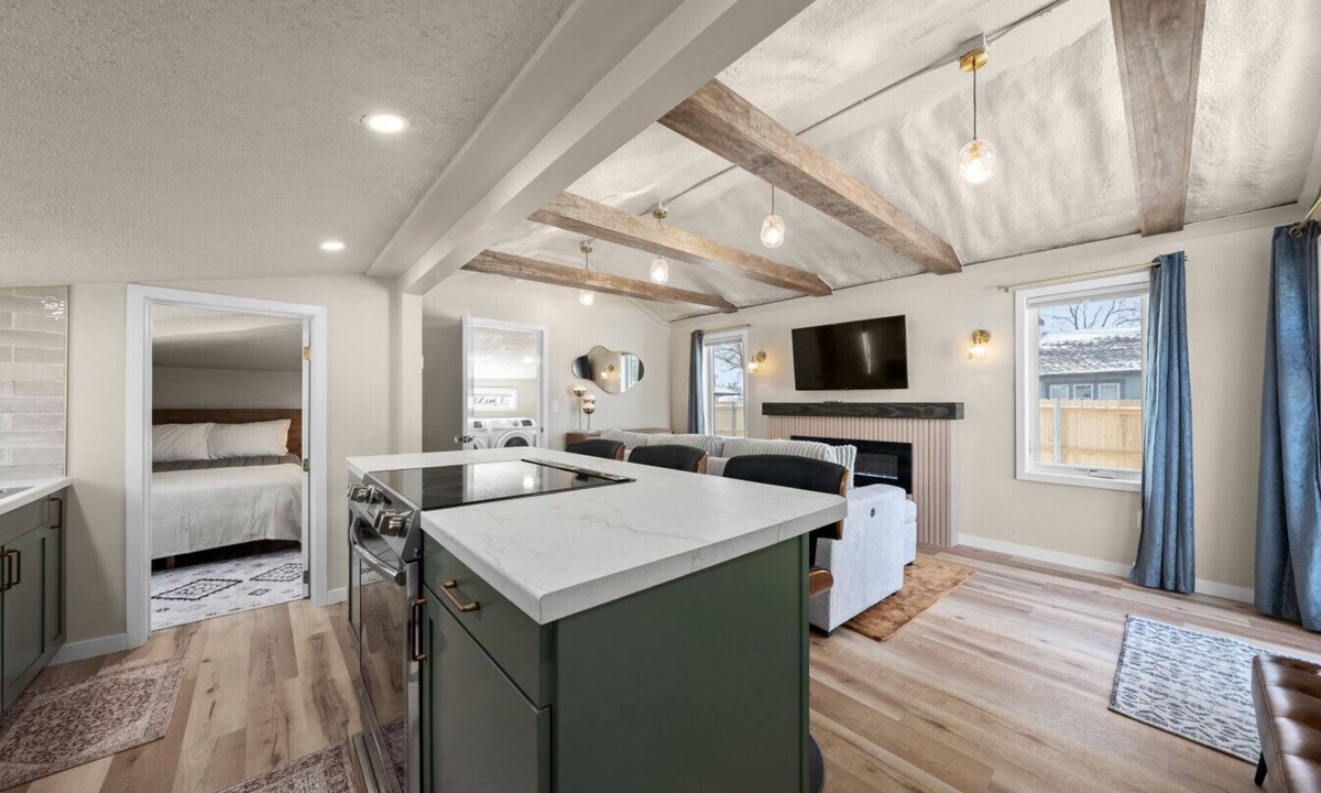 Sioux Falls House | Downtown Sioux Falls Shacks l Quarry Rock Tiny House Retreat