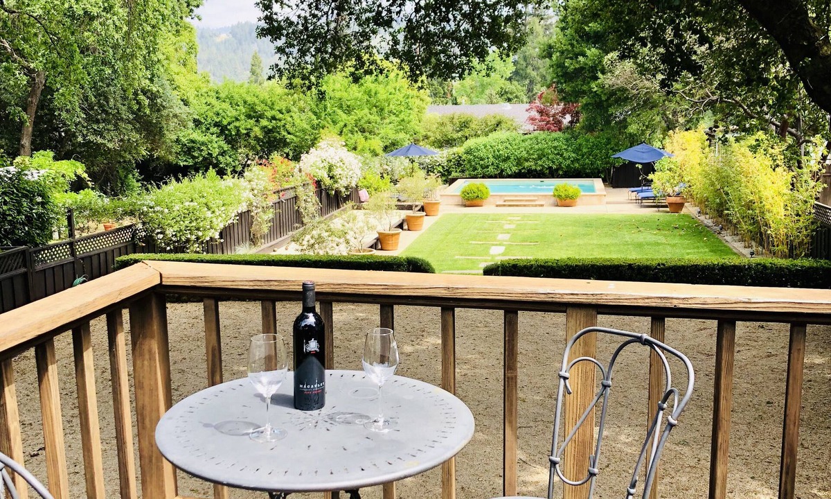 St. Helena House | Downtown St. Helena retreat with pool, bocce ball and privacy. Permit #PL23-019