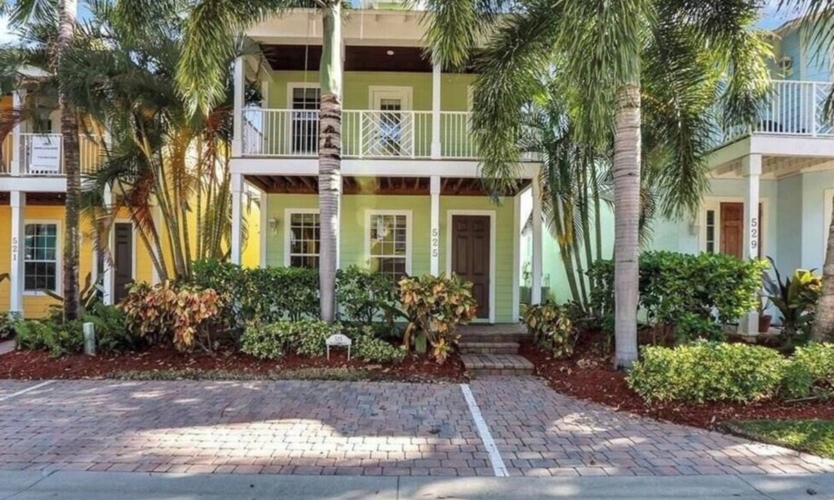 Stuart House | Downtown Stuart Vacation Rental!