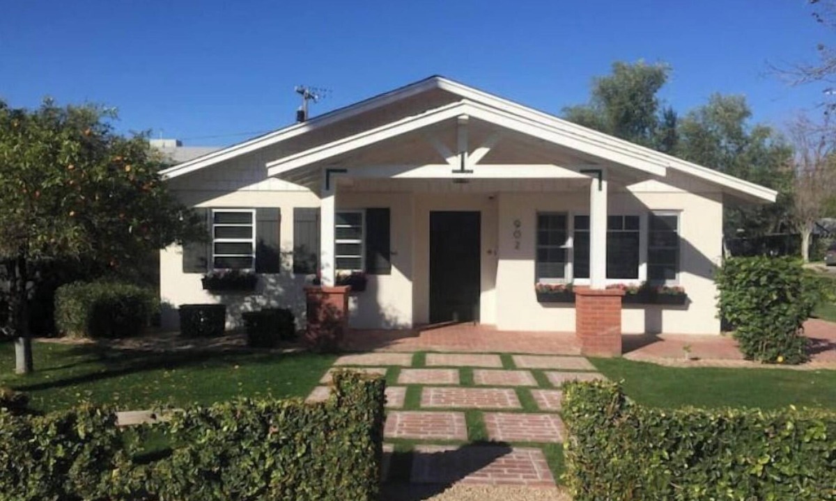 Maple-Ash House | Downtown Tempe Modern Farmhouse: Luxurious Home Steps Away From ASU & Mill Ave