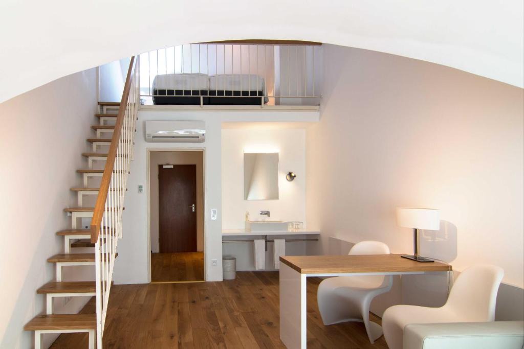 Augustenstraße Hotel | Downtown Vi Vadi Hotel
