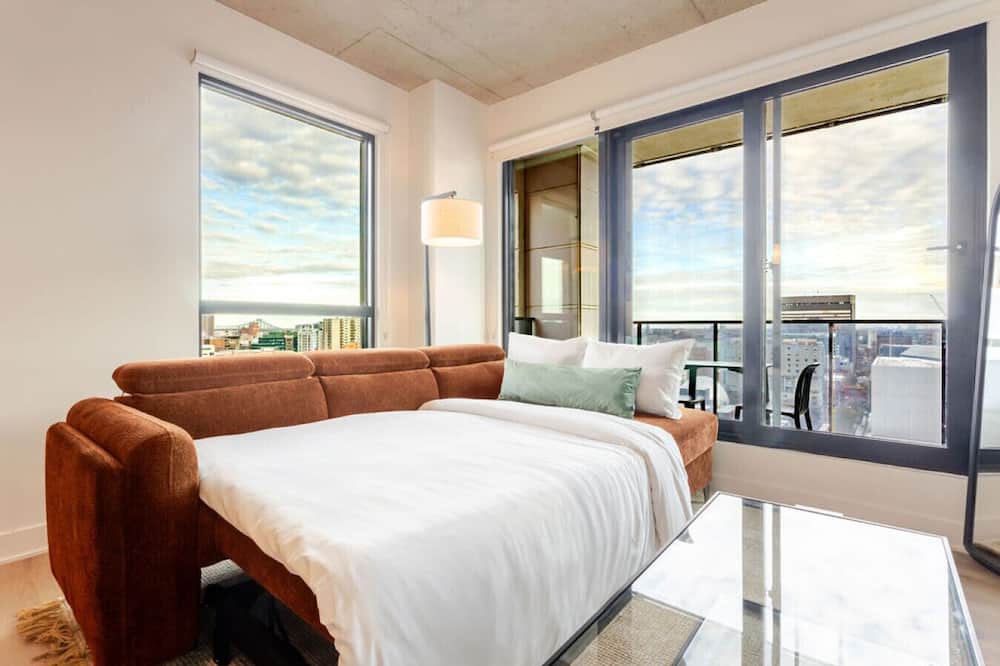 Quartier des Spectacles Apartment | Downtown View Apartment | Free Parking