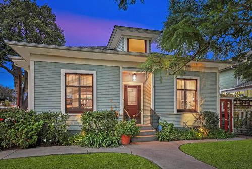 Santa Barbara Villa | Downtown Villa by Paradise Retreats