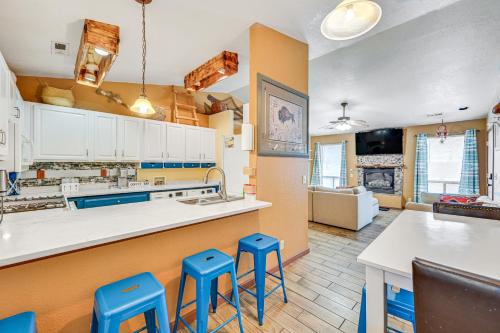 Williams House | Downtown Williams Home: Walk to Shops & Dining!
