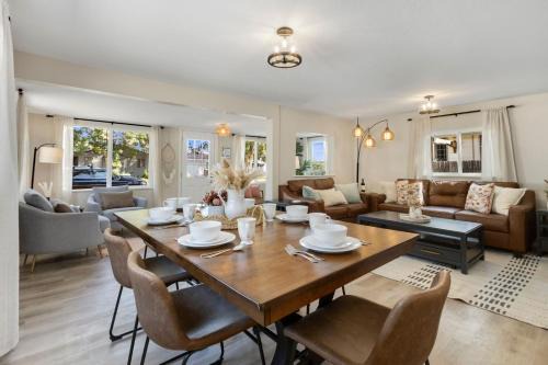 Windsor House | Downtown Windsor Home with Hot Tub and Pool Table