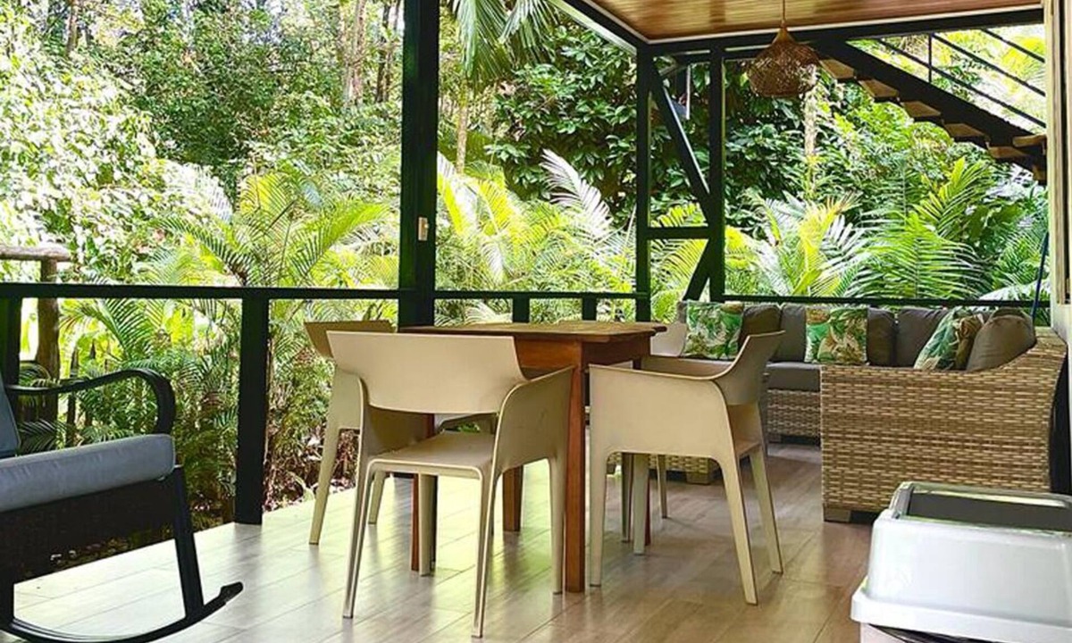 Chiguata Hotel | Dragonfly Beachfront Villas