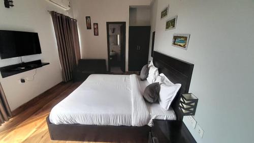 Vrindavan Apartment | DREAM HOLIDAY RESORT