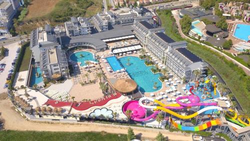 Gundogdu Hotel | Dream World Palace