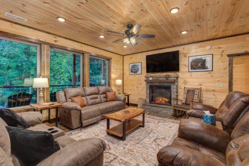 Sevierville House | Dreamcatcher Lodge By Avada Properties