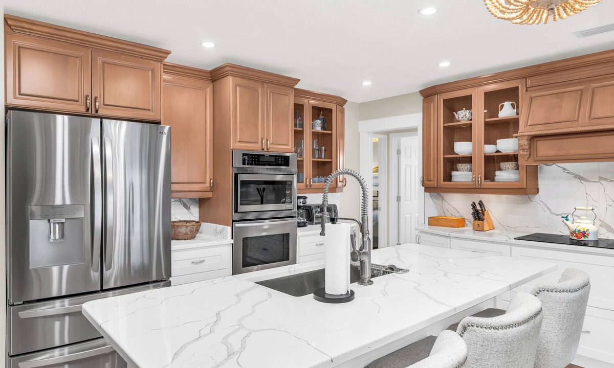Isles of Capri House | Dreamers Hideaway I Waterfront I Direct Access