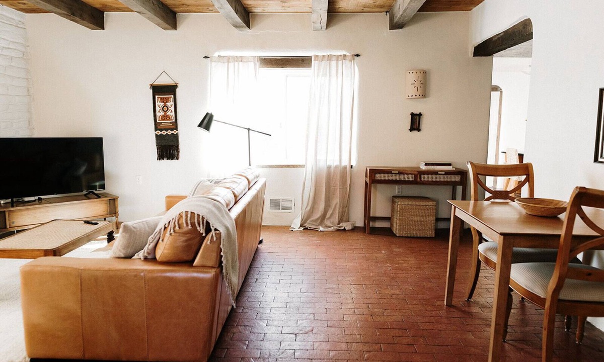 Albuquerque House | Dreamy Adobe Home: A Peaceful Retreat 1-6 Guests