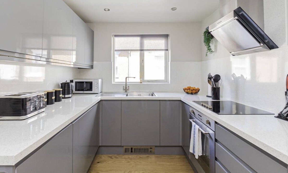 Portsmouth Apartment | Driftwood Apartment - Heart of Southsea